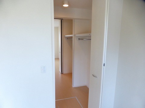 収納　同物件別部屋