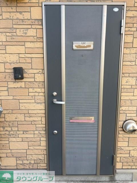 玄関　★お部屋探しは株式会社タウンハウジング東京まで★