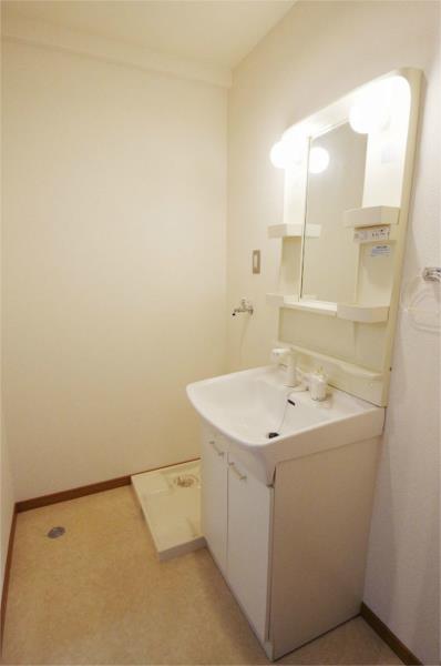 洗面設備　洗髪洗面化粧台