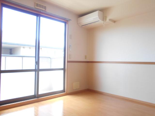 居室・リビング　写真は201