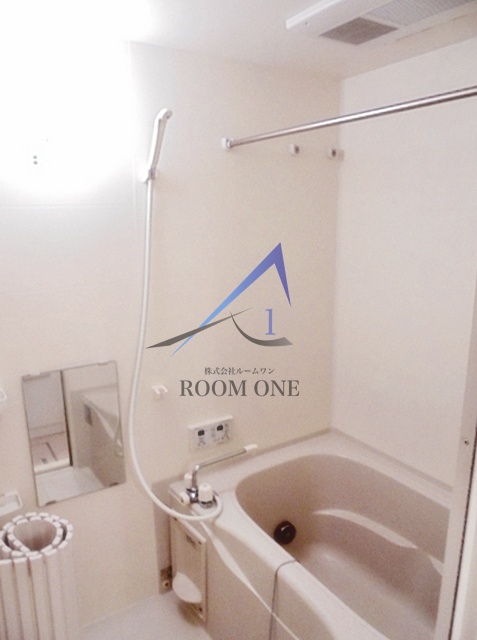 バス・シャワールーム　お風呂です。