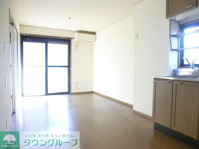 居室・リビング　ＬＤＫ９帖　日当り良好です