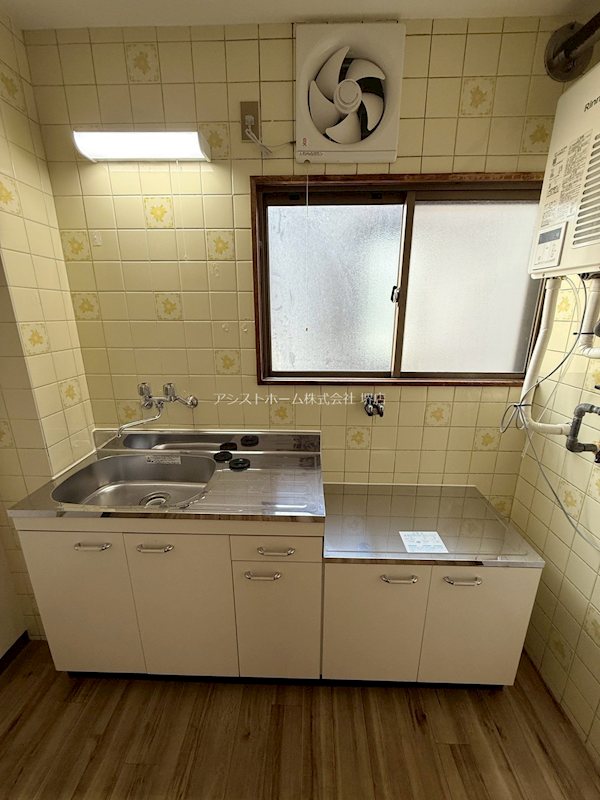 丸栄マンションのキッチン写真