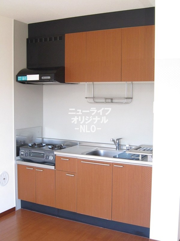 キッチン　調理スペースがしっかりと取れるキッチンです