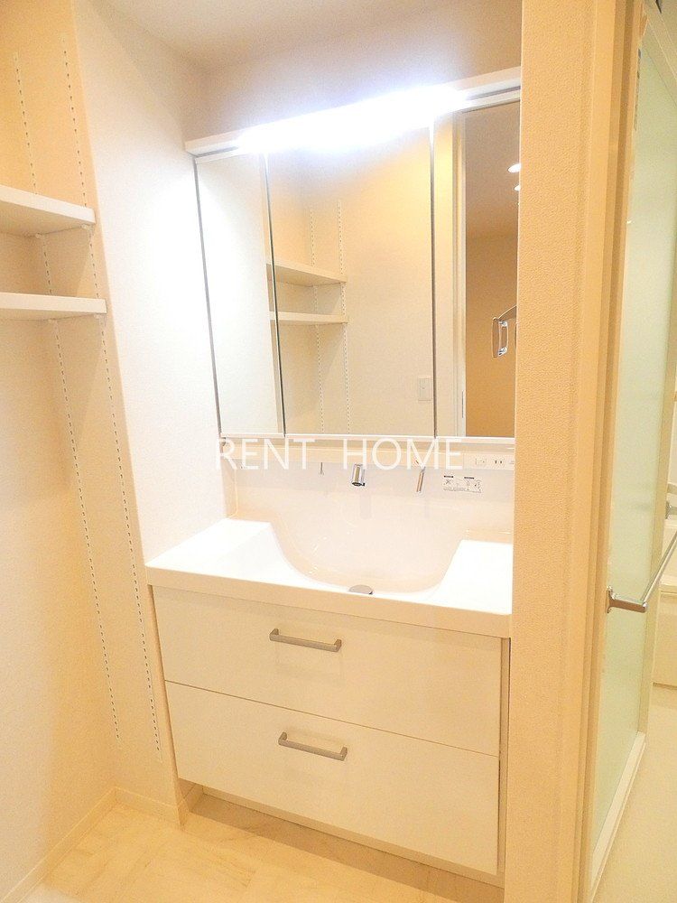 洗面設備　シャンプードレッサーです。