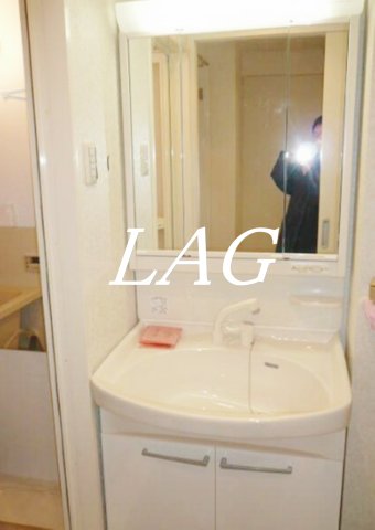 洗面設備　洗面台です。