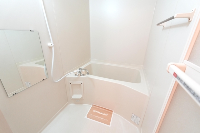 バス・シャワールーム　Ｃ１０１・バス