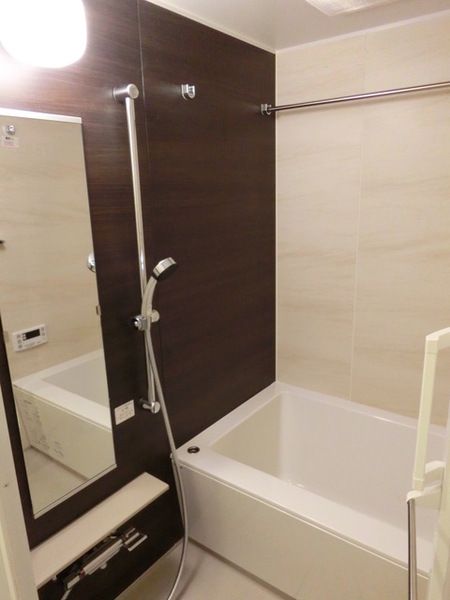 バス・シャワールーム　きれいなお風呂です