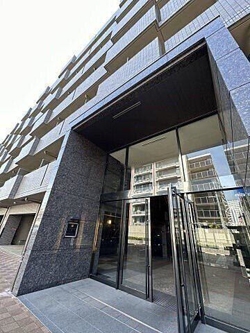 エントランス　２４時間換気システム完備