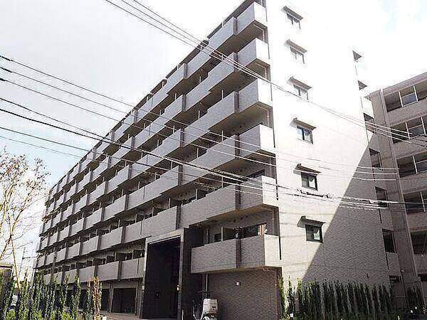 建物外観　オートロック完備