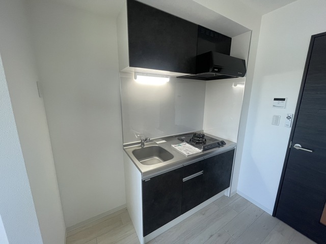 キッチン　同タイプイースト参考写真