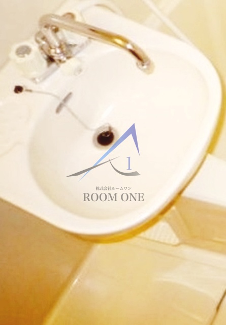 洗面設備　洗面台です。