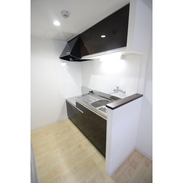 キッチン　人気の独立キッチンタイプのお部屋です。