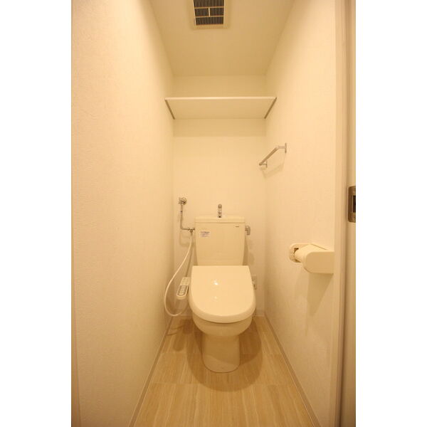 トイレ　ウォシュレット設置済みです！