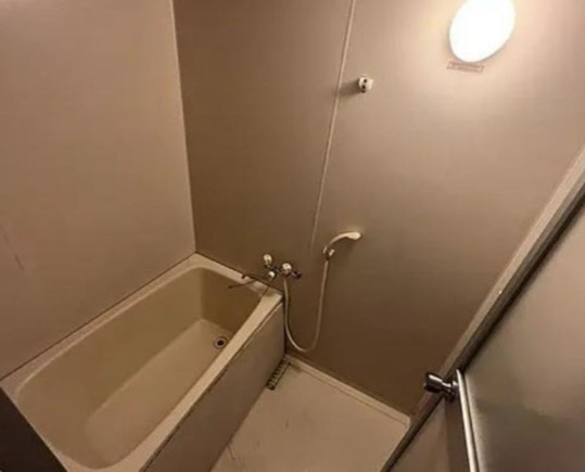 バス・シャワールーム　☆ゆったりくつろげるお風呂☆