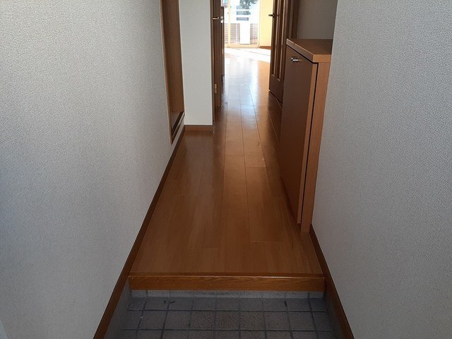 玄関　明るい玄関です