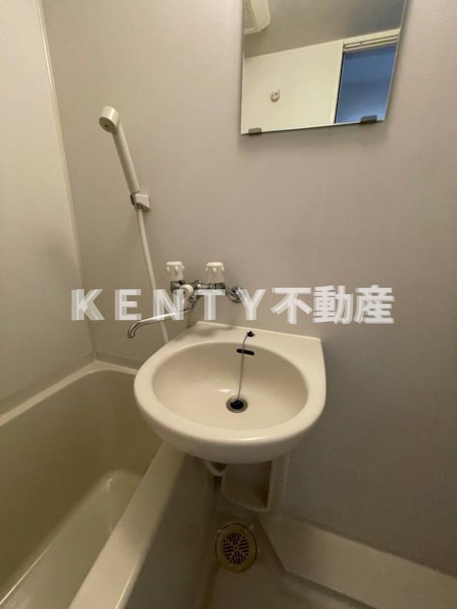 洗面設備　使いやすい洗面所です