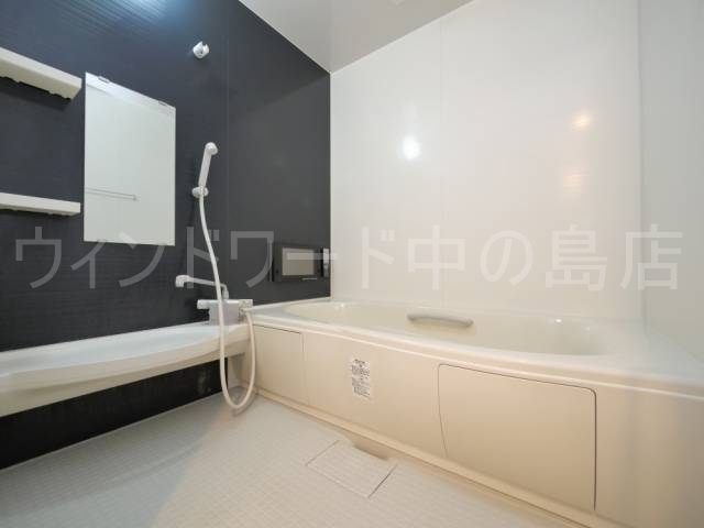 バス・シャワールーム　詳細は、ウィンドワード中の島店までご相談下さい。