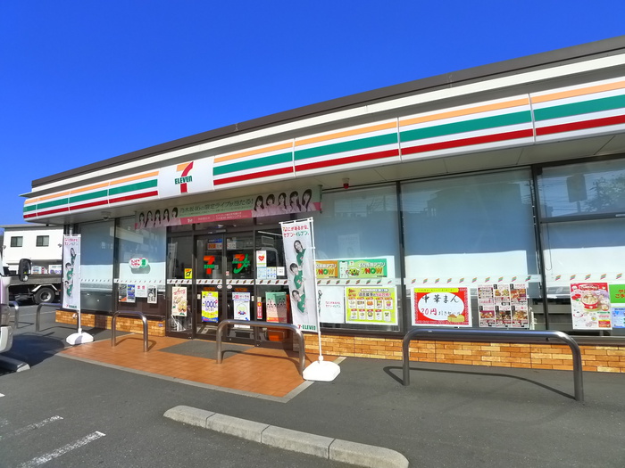 コンビニ　セブンイレブン（コンビニ）まで460m