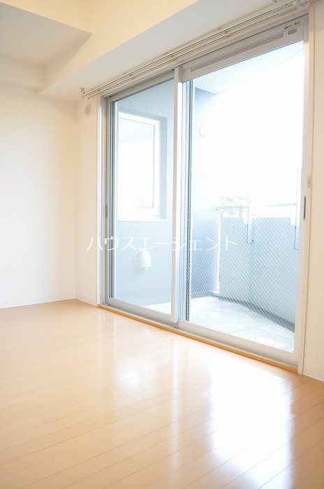その他部屋・スペース　オールフローリングでピカピカのお部屋です。