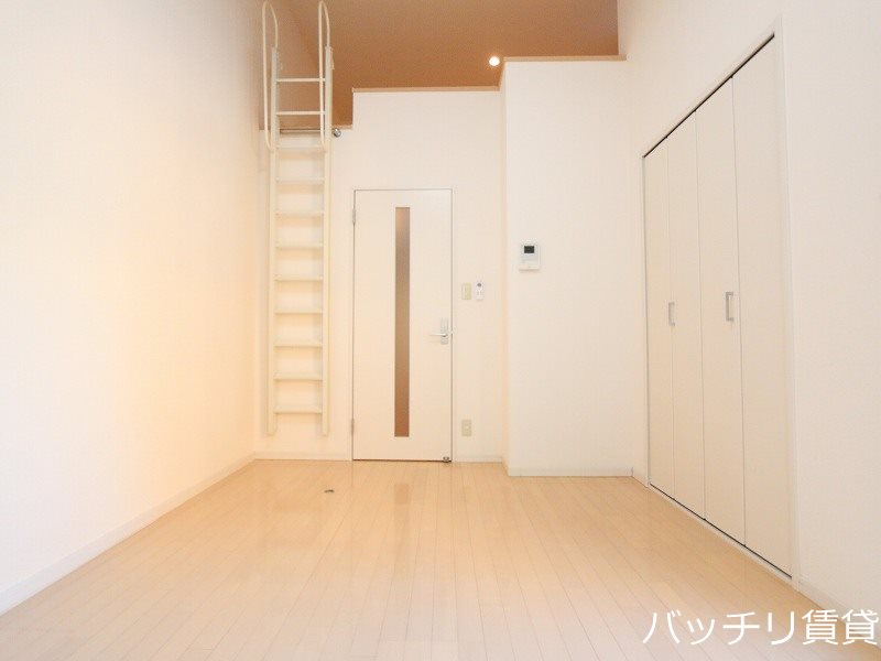 居室・リビング　※別号室イメージの為、現状を優先致します