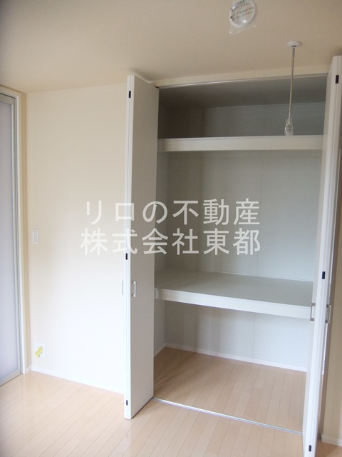 収納　間口・奥行もある収納なのでカラーボックス等でアレンジ可能☆