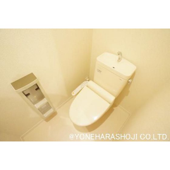 トイレ　※同タイプの部屋