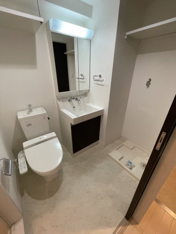 その他　※写真は同じマンションの違う部屋のものです(反転タイプ)