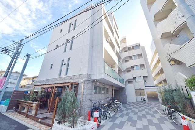 建物外観　★外観★