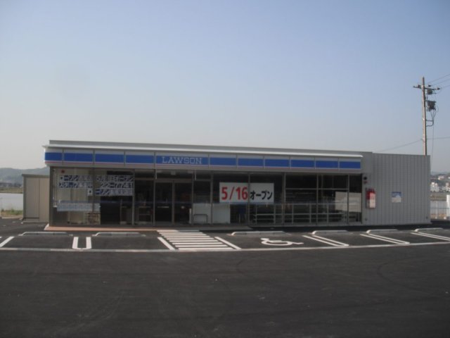 コンビニ　ローソン　松江西尾町店（コンビニ）まで671m