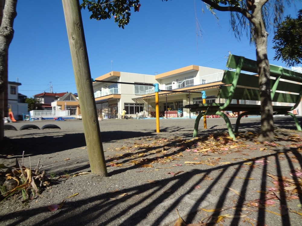 幼稚園・保育園　わかくさ保育園（幼稚園・保育園）まで1243m