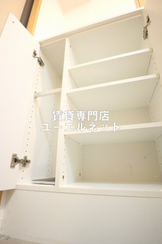 その他設備　収納力たっぷりのシューズボックスで玄関すっきり！
