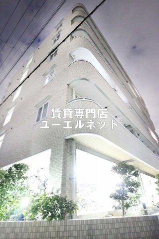 建物外観　シンプルで洗練されたデザインが毎日の暮らしに心地よさをプラス