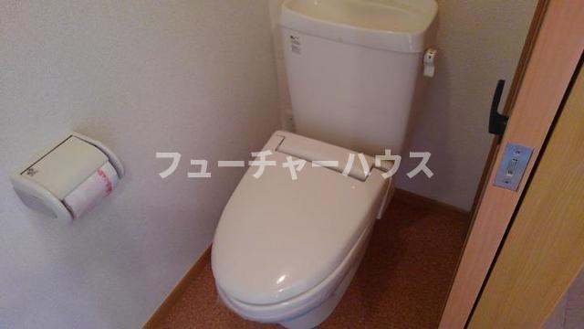 トイレ　シンプルで使いやすいトイレです