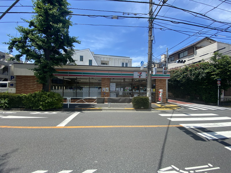 コンビニ　セブンイレブン上目黒5丁目店（コンビニ）まで349m
