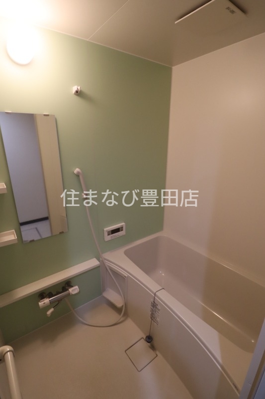 バス・シャワールーム　同型タイプ