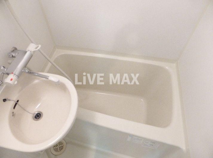 バス・シャワールーム　★設備充実のハイグレード賃貸マンションです。お気軽にお問い