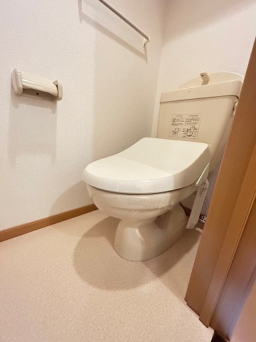 トイレ　清潔感のあるトイレです