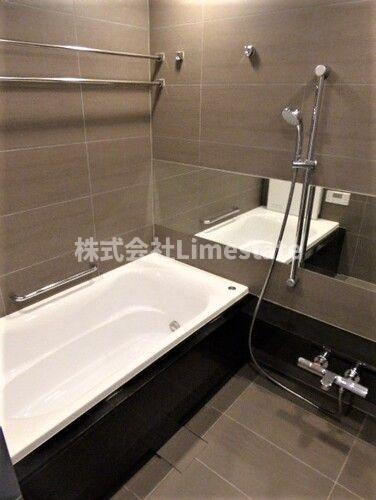 バス・シャワールーム　別部屋参考写真
