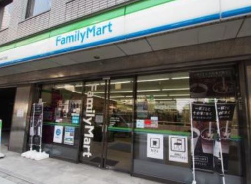 コンビニ　ファミリーマート 亀戸四丁目店（コンビニ）まで338m