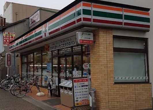 コンビニ　セブンイレブン 尼崎昭和通７丁目店（コンビニ）まで482m