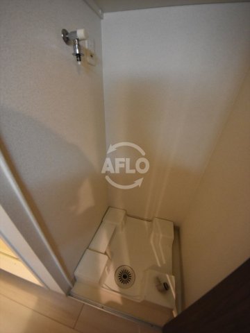 その他　プレサンス中之島アティレ　洗濯機置場