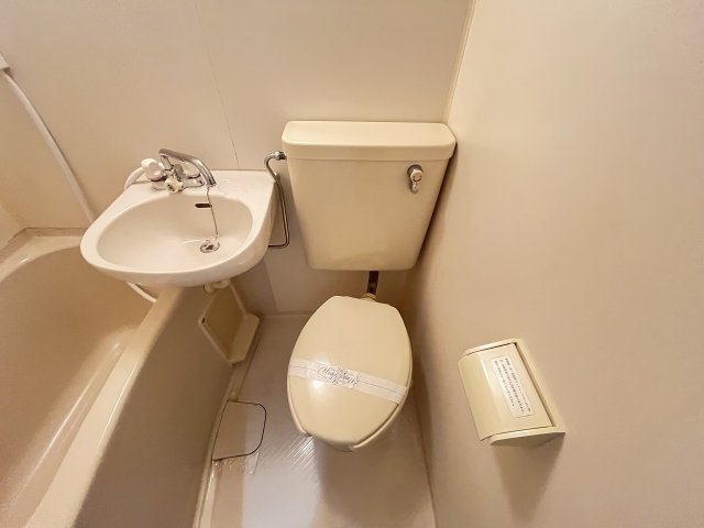 トイレ　落ち着いたトイレです
