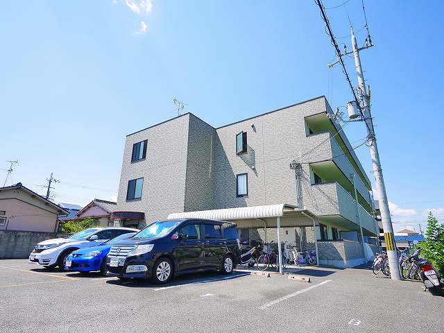 建物外観　落ち着いた雰囲気の外観です