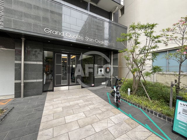 エントランス　エントランス