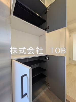 玄関　シューズボックス