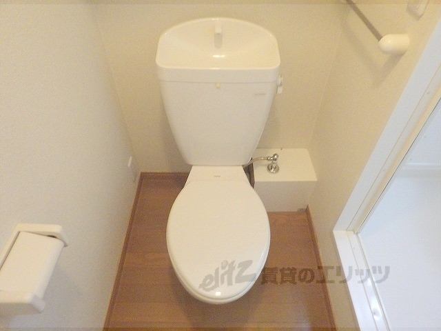 レオパレスカサグランデのトイレ写真