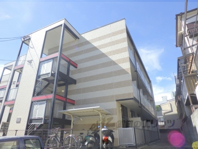 レオパレスカサグランデの外観写真