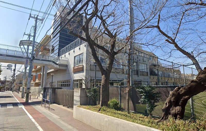 小学校　品川区立小山小学校(西小山）（小学校）まで765m