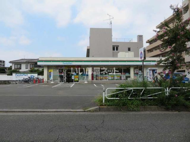 コンビニ　ファミリーマート 京王堀之内駅東店（コンビニ）まで318m